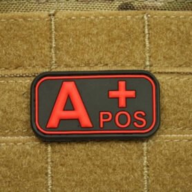 JACKETS TO GO nášivka KREV A POS plast ČERNÁ/ČERVENÁ