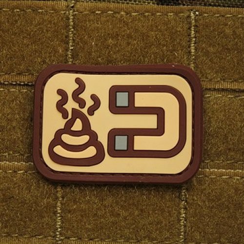 JACKETS TO GO nášivka SHIT MAGNET plast DESERT