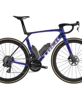 Trek Madone SLR 7 AXS 2026 ML fialová