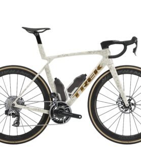 Trek Madone SLR 9 AXS Gen 8 2026 S bílá