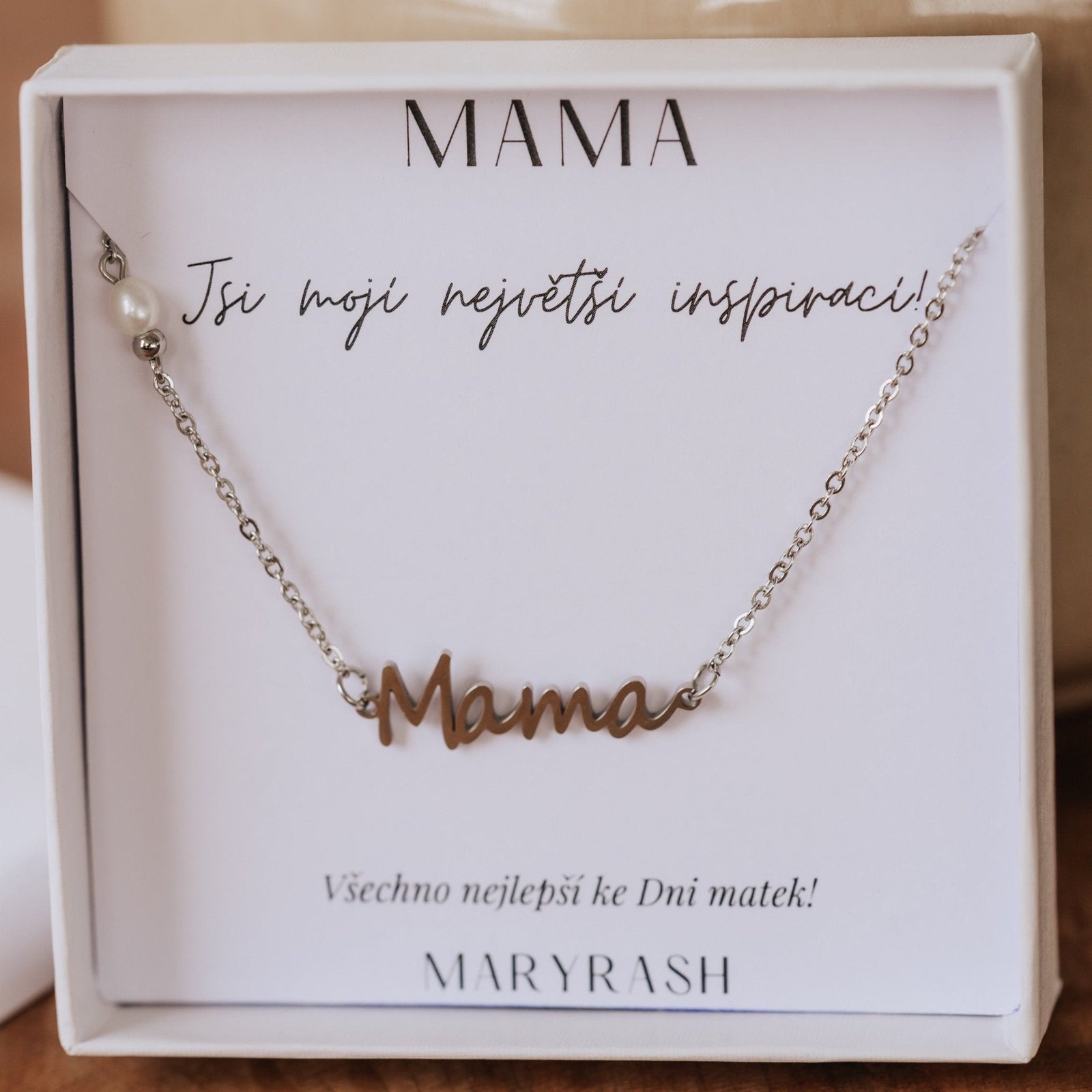 Náhrdelník s nápisem Mama