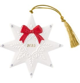 Villeroy & Boch Závěsná porcelánová ozdoba Christmas Classics 2025, Hvězda, 11,5 cm 14-8675-4353