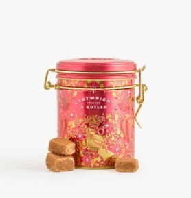 Cartwright & Butler Máslový fudge ve vánoční dárkové plechovce, 175 g 4059