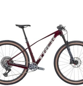 Trek Procaliber 9.7 AXS Gen 3 2026 S červená
