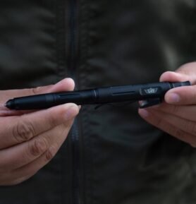 UZI pero TACTICAL UTILITY multifunkční s řezákem