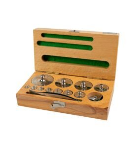 Závaží přesná MEOPTA do 200g v dřevěné krabičce