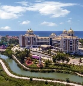 Delphin Be Grand Resort (Ex. Botanik Lares)
