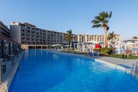 Sunrise Alora Aqua Park Resort (Ex. Hawaii Caesar Palace & Aquapark)