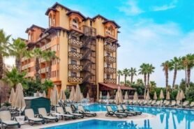 Villa Side Hotel