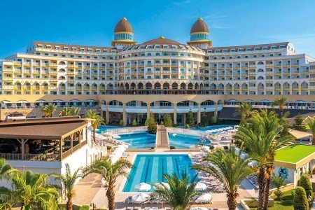 Kirman Sidemarin Beach