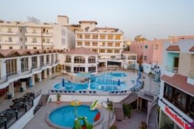 Minamark Beach Resort