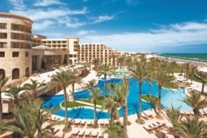 Mövenpick Resort & Marine Spa