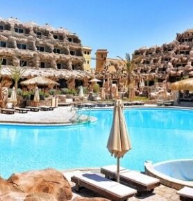 Caves Beach Resort Hurghada