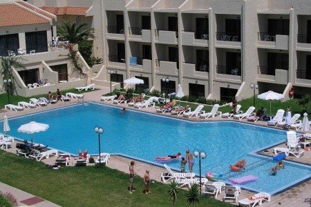 Summerland Hotel & Bungalows - Obrázek 2