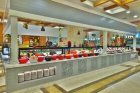 Crystal De Luxe Resort & Spa