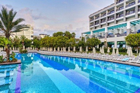 Seaden Valentine Resort & Spa