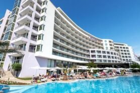 Sentido Neptun Beach