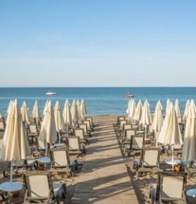 Vox Maris Resort