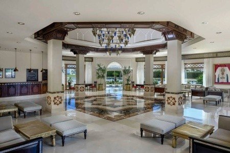 Jaz Fanara Resort & Residence