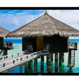 ELITE SCREENS, plátno v pevném rámu 92"(16:9)