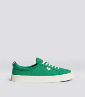 Cariuma OCA Low Green Canvas Sneaker - Green / Women 7.5 / Men 6