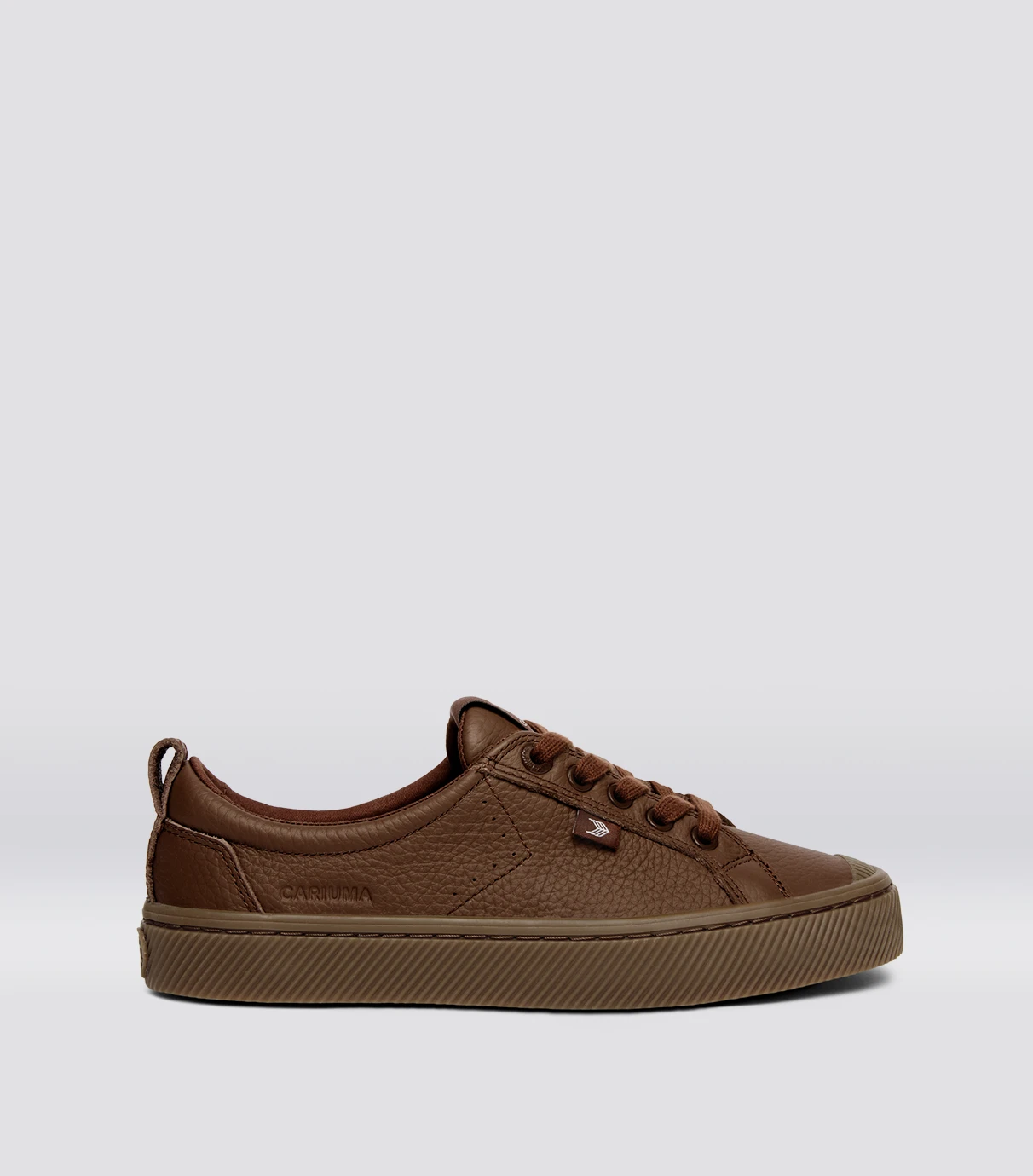Cariuma OCA Low Gum Coffee Brown Premium Leather Sneaker - Brown / Women 7.5 / Men 6