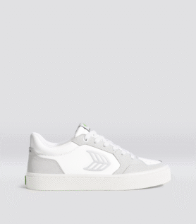 Cariuma VALLELY White Leather Vintage White Suede Ice Logo Sneaker - White/Vintage White Ice / Women 12 / Men 10.5
