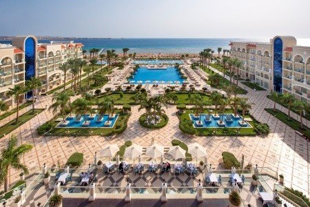 Premier Le Reve Hotel & Spa