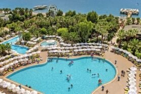 Delphin Deluxe Resort