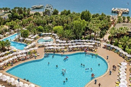 Delphin Deluxe Resort
