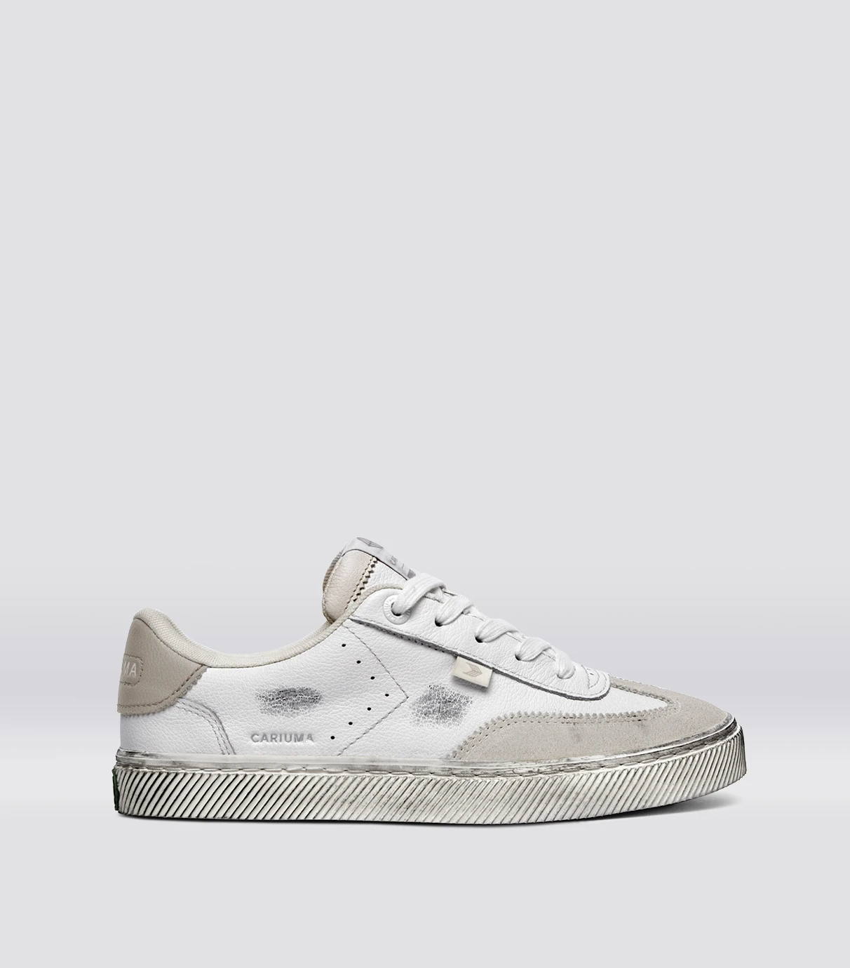 Cariuma TOCA Vintage Warm White Diamond Leather and Suede Sneaker - White / Women 9 / Men 7.5