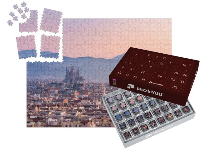 Adventní kalendář „Bazilika Sagrada Família při východu slunce, Barcelona, Španělsko“