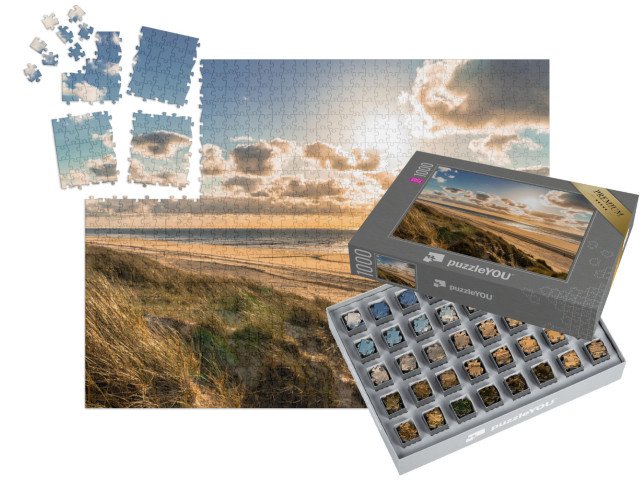 SMART SORTED® | Puzzle 1000 dílků „Divoké pobřeží Severního moře s dramatickou oblohou, Holandsko“
