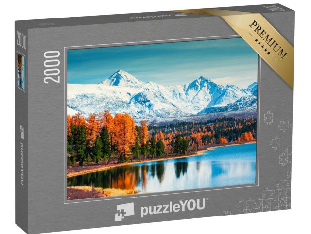 puzzle 2000 dílků „Hory a podzimní les u jezera Kidelu v pohoří Alta, Sibiř“