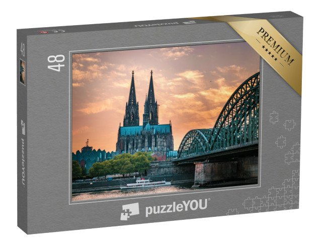 puzzle 48 dílků „Kolínská katedrála a Hohenzollernský most v Kolíně nad Rýnem večer, Německo“