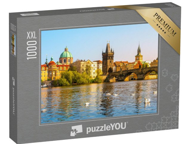 puzzle 1000 dílků XXL „Labutě na Karlově mostě přes Vltavu, Praha, Česká republika“