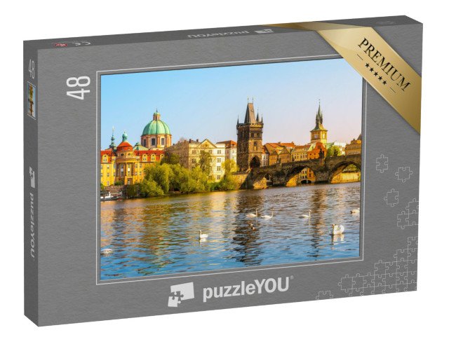 puzzle 48 dílků „Labutě na Karlově mostě přes Vltavu, Praha, Česká republika“