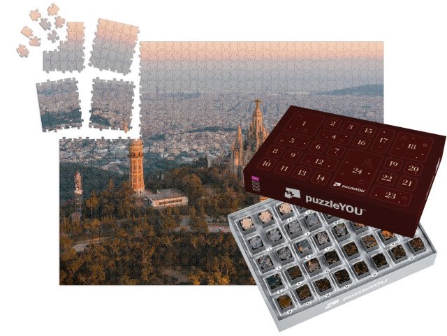 Adventní kalendář „Panorama Barcelony s chrámem Sagrat Cor, Španělsko“