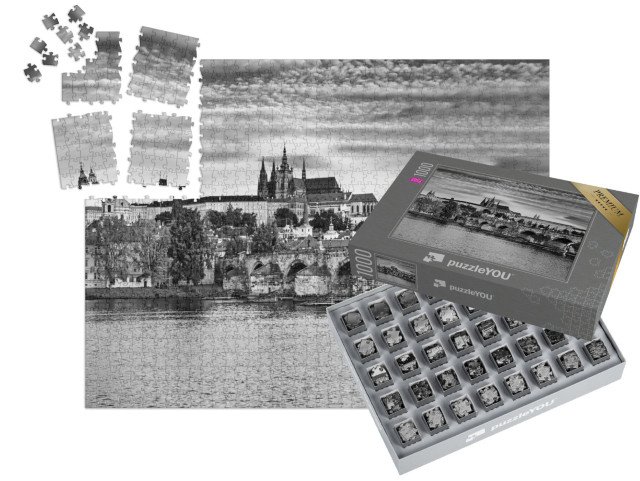 SMART SORTED® | Puzzle 1000 dílků „Pohled na centrum Prahy s Hradčany a Karlovým mostem, Česká republika“