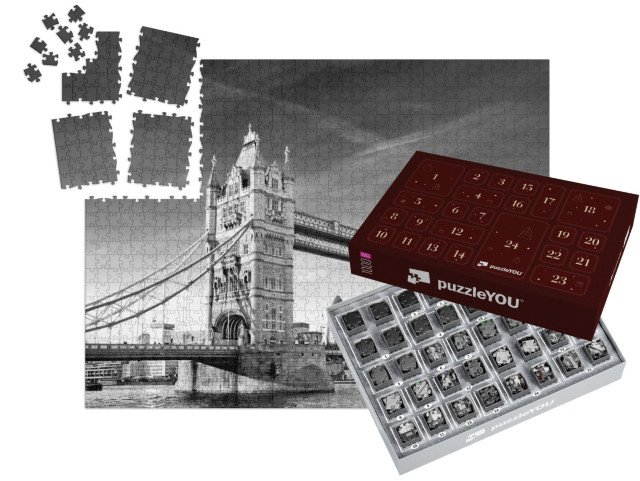 Adventní kalendář „Tower Bridge s Okurkou a autobusem Routmaster, Londýn, Anglie“