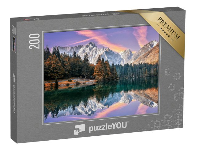 puzzle 200 dílků „Východ slunce na podzim u jezera Fusine, Itálie“