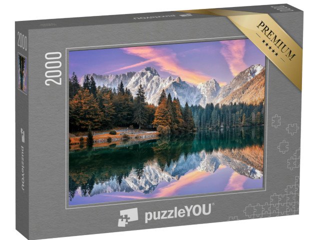 puzzle 2000 dílků „Východ slunce na podzim u jezera Fusine, Itálie“