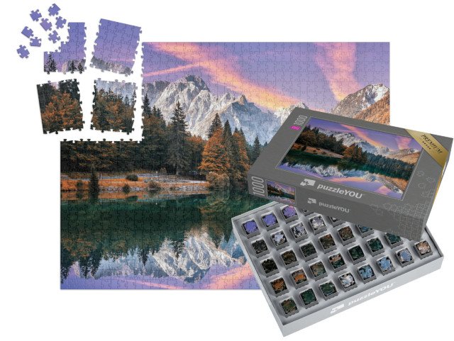 SMART SORTED® | Puzzle 1000 dílků „Východ slunce na podzim u jezera Fusine, Itálie“