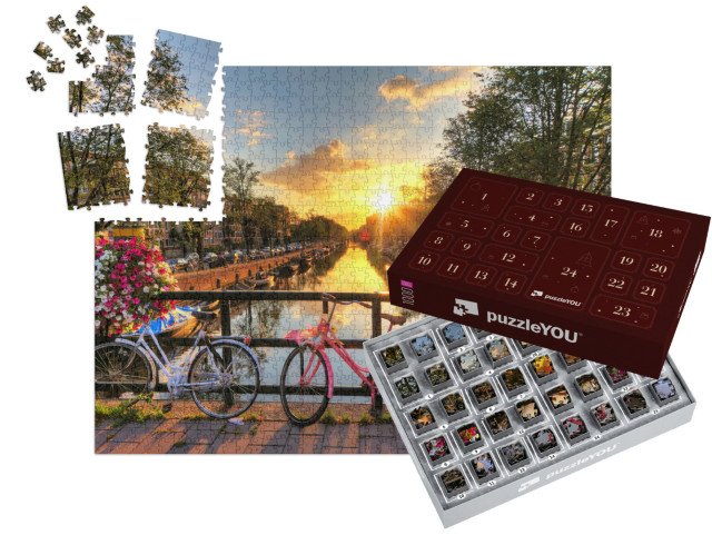 Adventní kalendář „Východ slunce nad Amsterdamem s květinami a koly, Holandsko“