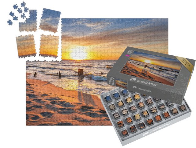 SMART SORTED® | Puzzle 1000 dílků „Západ slunce na pláži u Baltského moře, Polsko“