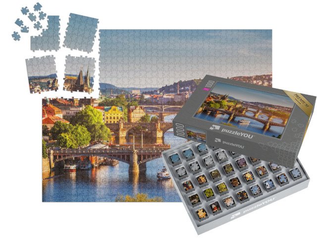 SMART SORTED® | Puzzle 1000 dílků „Západ slunce nad Karlovým mostem, Praha, Česká republika“