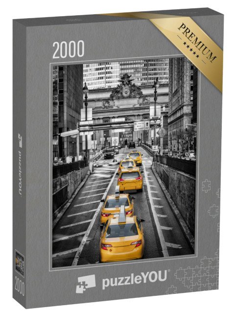 puzzle 2000 dílků „Žluté taxíky před terminálem Grand Central, New York, USA“