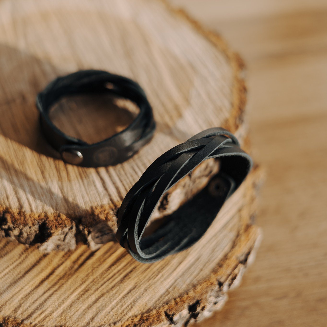Wood Style Proplétaný náramek - černý Velikost náramku: XL