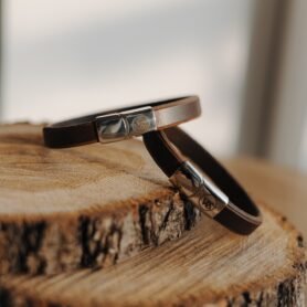 Wood Style Kožený náramek se stříbrným zapínáním - hnědý Velikost náramku: XL