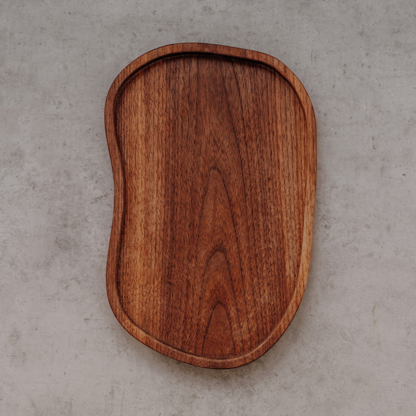 Wood Style Tácek organický - Ořešák Velikost tácku: L